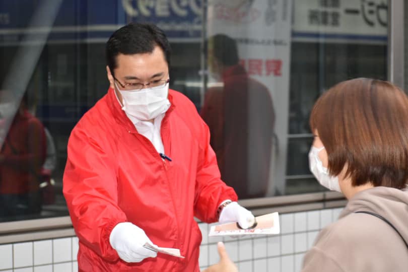 各駅にて街頭活動