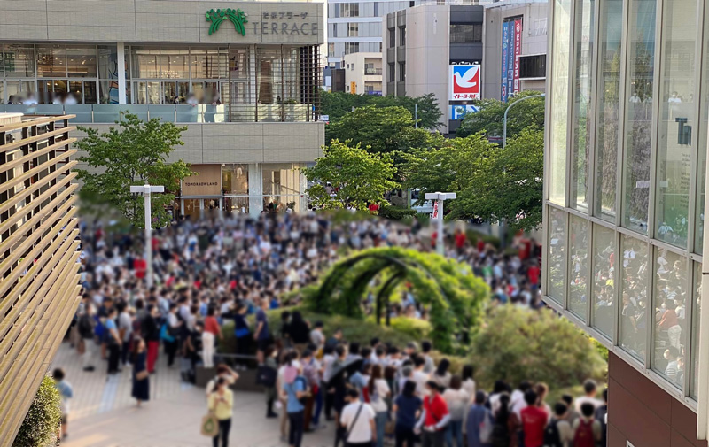 たまプラーザ駅　街頭演説会