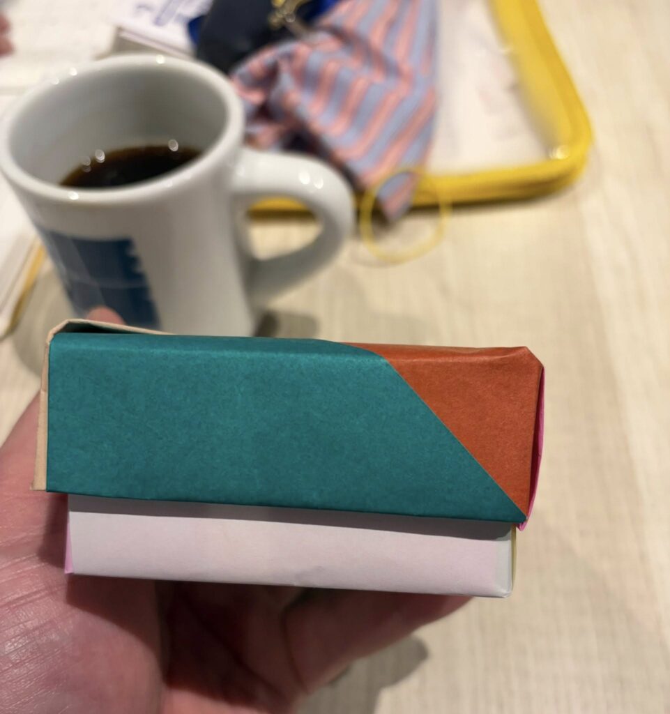 【折り紙】クリスマスの手づくりプレゼント