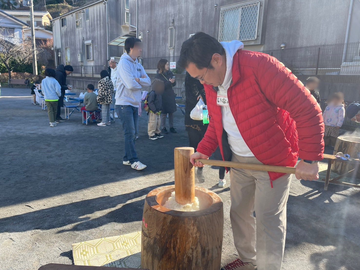 【地域の行事日程】成人の日のもちつき