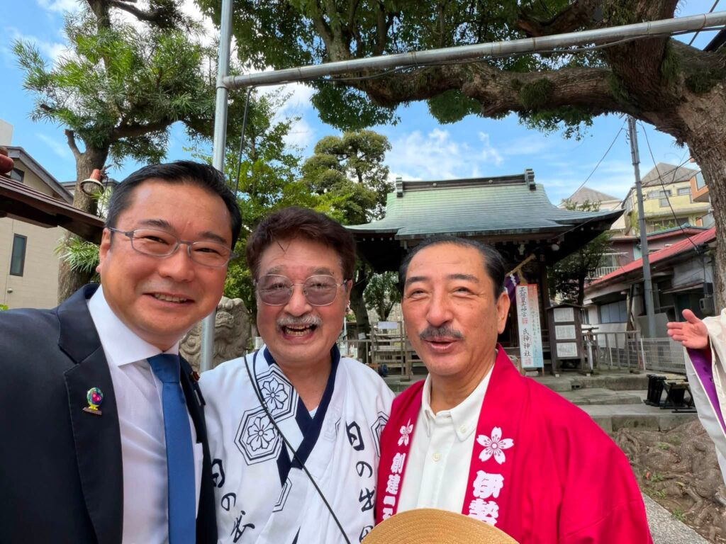 地域の熱気! 子神社例祭